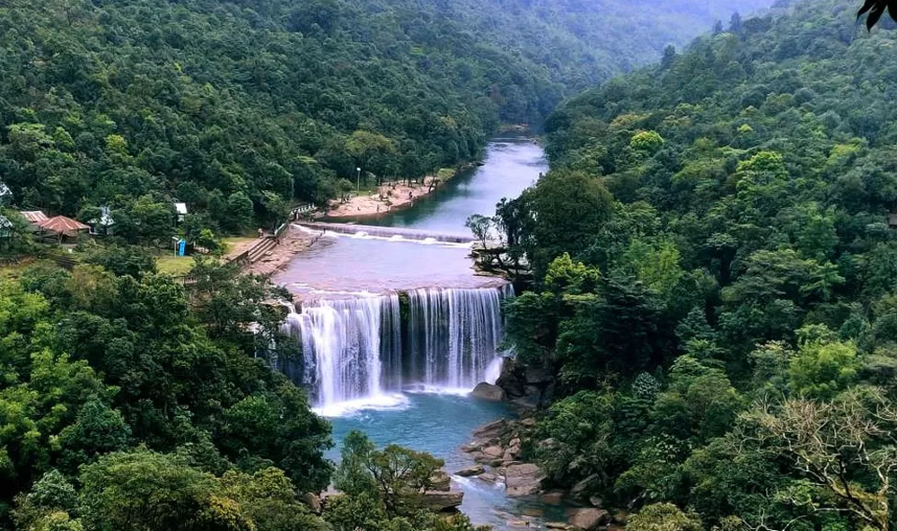 Krang Suri Falls: Meghalaya's Turquoise Swimming Paradise (Updated: 2026)